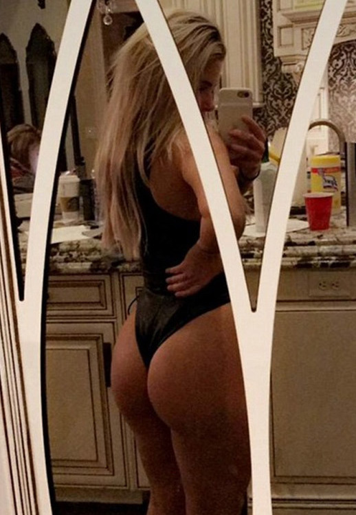 Sweet Ass On This White Girl